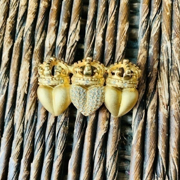 ✨💛 Gold Tone Triple Puffed Heart Brooch Pin with Rhinestones ✨ - Picture 2 of 5